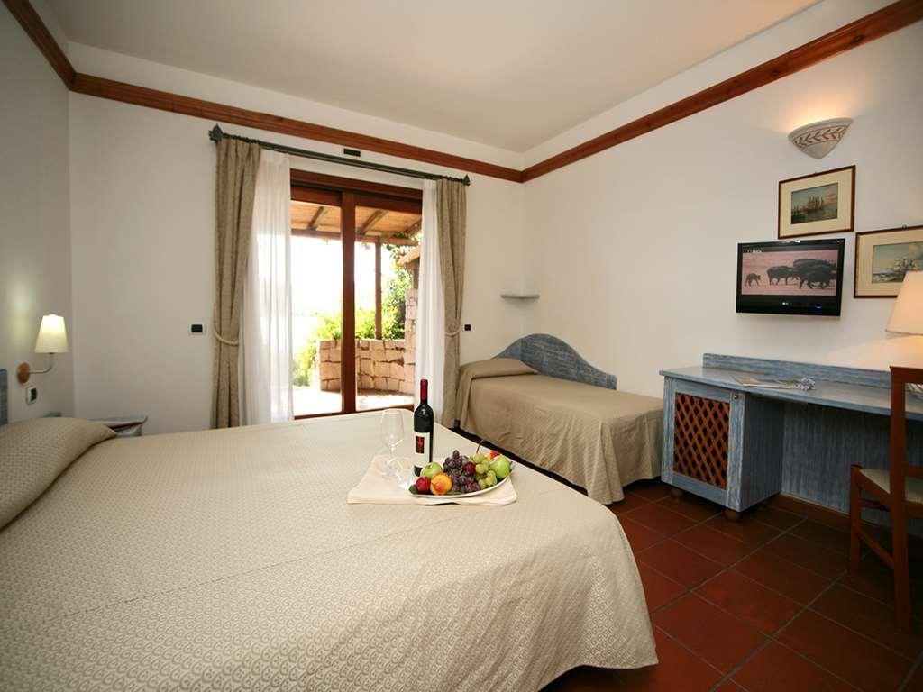 Hotel Palumbalza Porto Rotondo Room photo