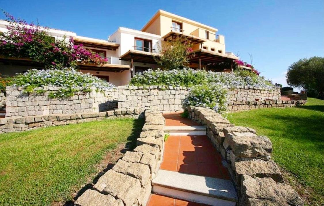 Hotel Palumbalza Porto Rotondo Exterior photo
